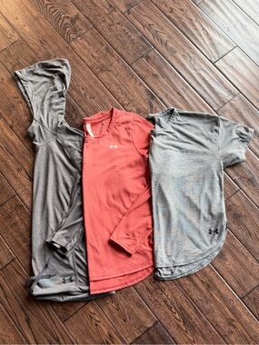 Women’s Under Armour shirt lot